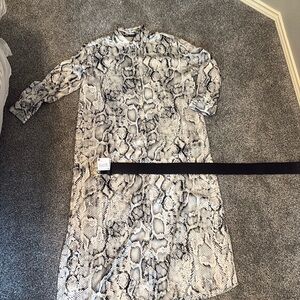 Elegant Snake Print Long Sleeve Dress